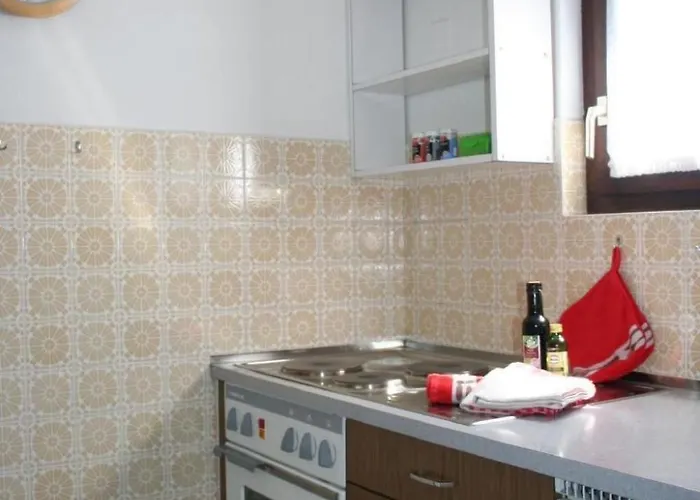 Chesa Arettas By Interhome بيفير